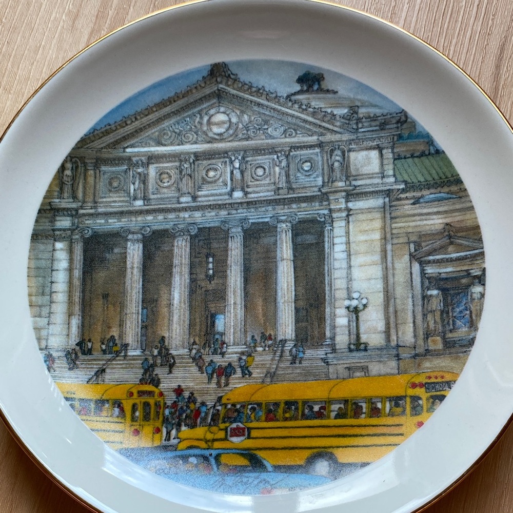 Elegant Architectural Design Plate